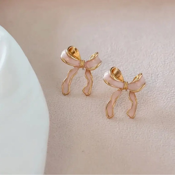 Minimalist Gold and Pink Ribbon Earrings 🎀 - Picture 5 of 7